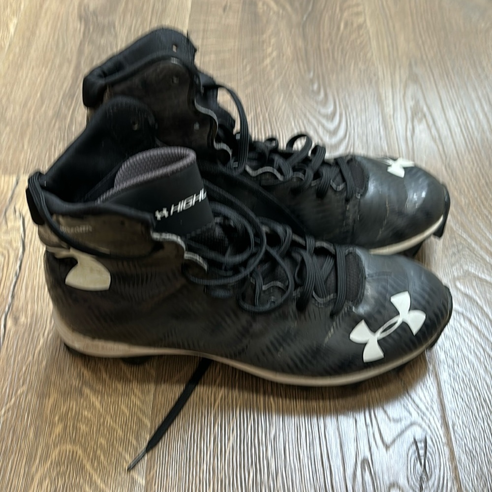 Under Armour Football Cleats